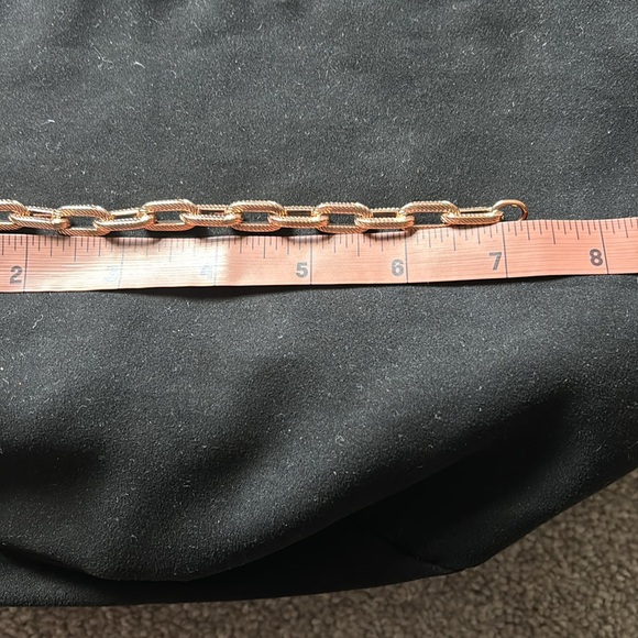Lisa Robertson Rose gold small bracelet! - Picture 4 of 5
